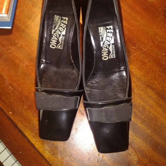 Ferragamo - Picture 5 of 8